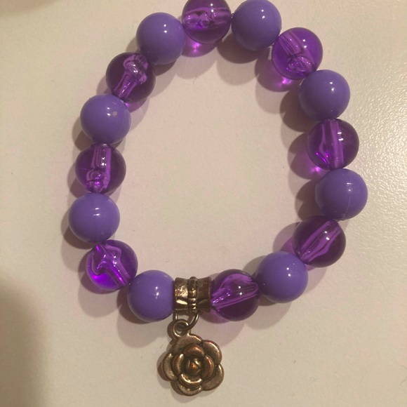 Purple barny - Picture 1 of 1